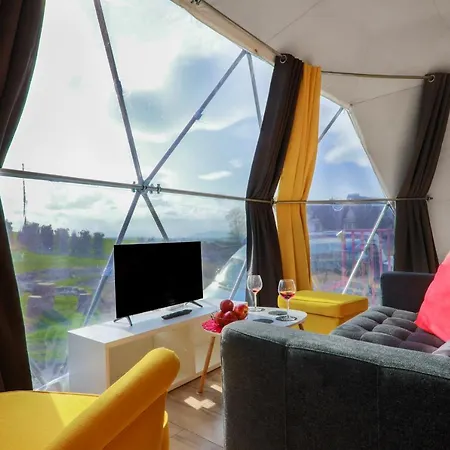 Bed & Breakfast Glamping Gliczarow Klapnioki *