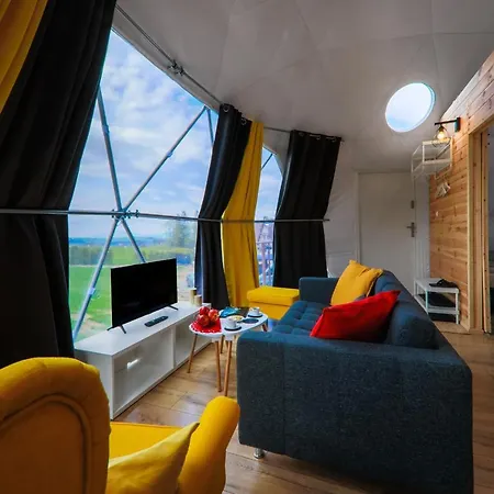 Glamping Gliczarow Klapnioki לינה וארוחת בוקר *