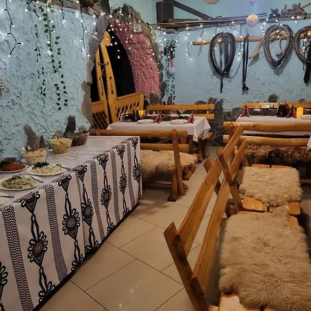 Bed & Breakfast Glamping Gliczarow Klapnioki *