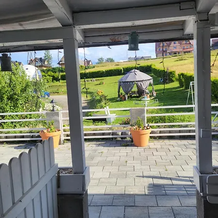 Glamping Gliczarow Klapnioki לינה וארוחת בוקר Leśnica