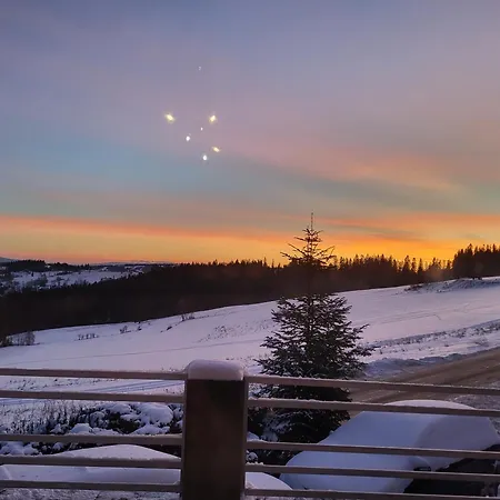 לינה וארוחת בוקר Glamping Gliczarow Klapnioki Leśnica