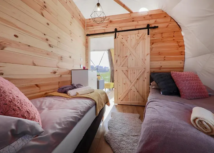 Couette-café Glamping Gliczarow Klapnioki