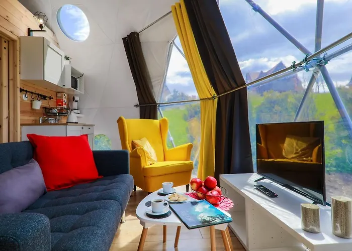 Glamping Gliczarow Klapnioki Couette-café Leśnica