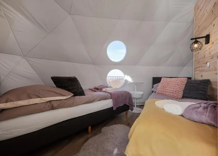 Couette-café Glamping Gliczarow Klapnioki *