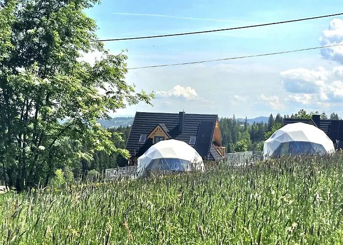 Glamping Gliczarow Klapnioki Couette-café *